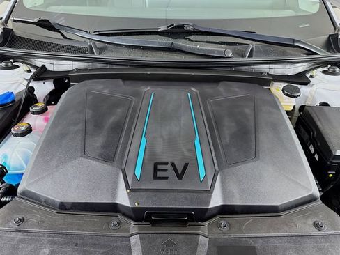 Used 2022 Hyundai Ioniq 5 SE image 34