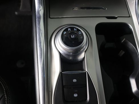 Used 2020 Ford Explorer XLT w/ Equipment Group 202A image 47