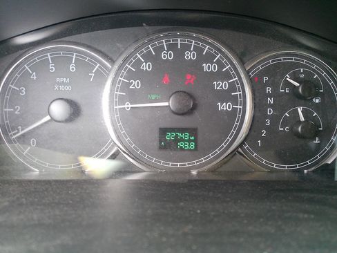 Used 2006 Buick LaCrosse CX FWD image 40