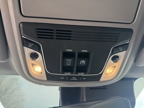 Used 2023 Honda Ridgeline RTL-E image 34