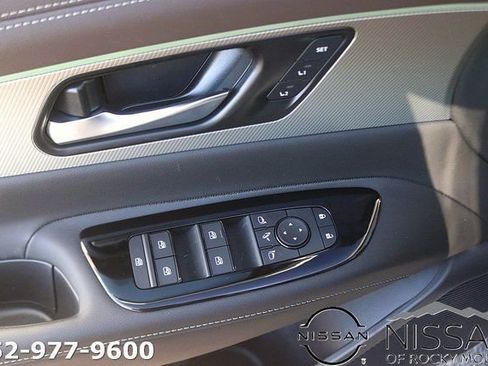 New 2026 Nissan Murano Platinum w/ Cargo Package AWD/4WD image 11