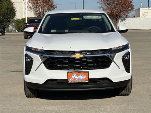 New 2026 Chevrolet Trax LS w/ LS Convenience Package image 7
