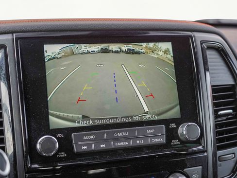 Used 2024 Nissan Titan PRO-4X w/ Pro-4x Utility Package image 39