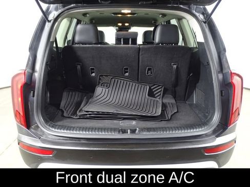 Used 2022 Kia Telluride LX image 11