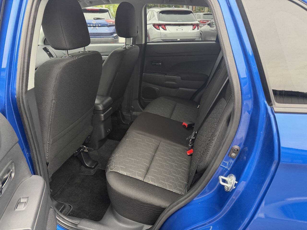 Used 2026 Mitsubishi Outlander Sport ES AWD/4WD image 7