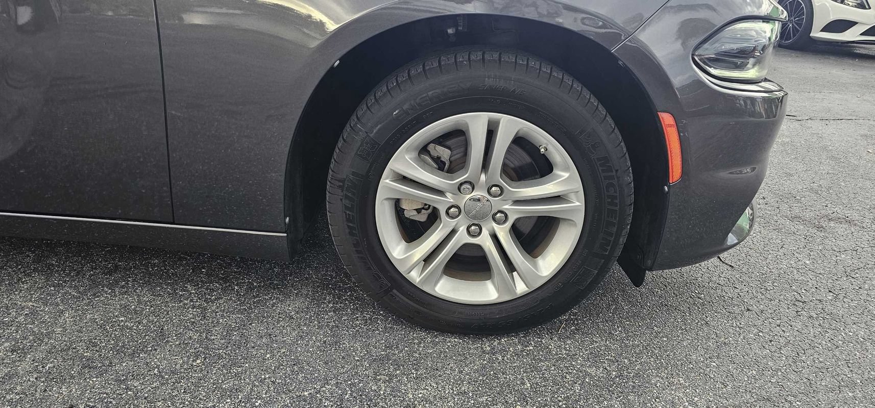 Used 2023 Dodge Charger SXT RWD image 8