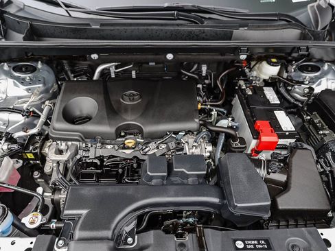 Certified 2024 Toyota RAV4 XLE image 27