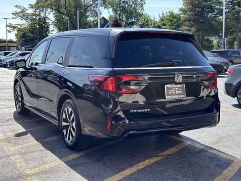 Used 2025 Honda Odyssey EX-L image 6