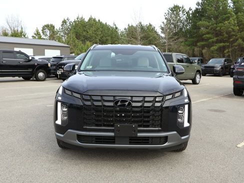 Used 2024 Hyundai Palisade SEL image 3