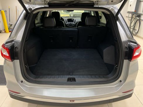 Used 2021 Chevrolet Equinox Premier FWD image 13
