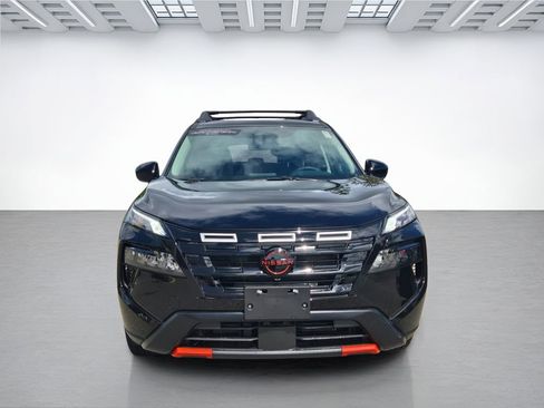New 2026 Nissan Rogue SV AWD/4WD image 2