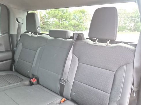 Used 2022 Chevrolet Silverado 1500 LT image 35