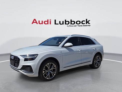Used 2023 Audi Q8 Premium Plus w/ Premium Plus Package AWD/4WD image 4
