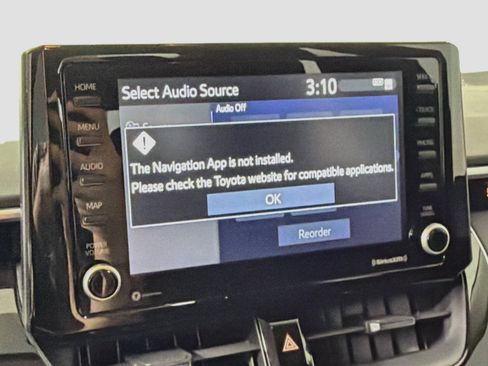 Used 2022 Toyota Corolla LE FWD image 22
