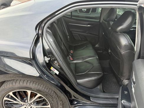 Used 2018 Toyota Camry SE w/ Audio Package FWD image 26