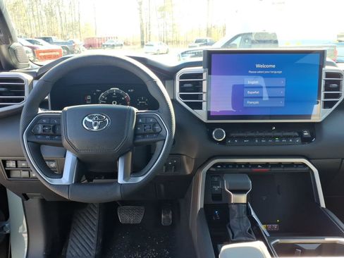 New 2026 Toyota Tundra Limited AWD/4WD image 8