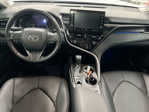 Used 2024 Toyota Camry XSE w/ Navigation Package FWD image 10