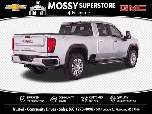 Used 2022 GMC Sierra 3500 Denali AWD/4WD image 4
