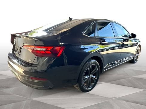 Used 2022 Volkswagen Jetta SE FWD image 8