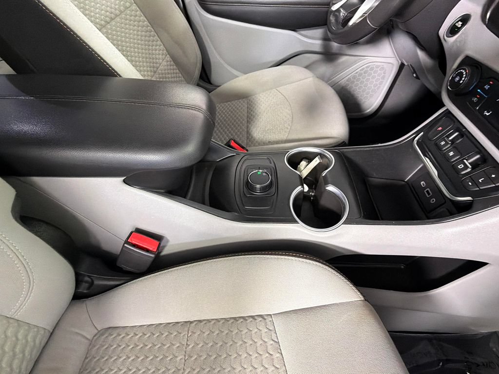 Used 2020 GMC Terrain SLE FWD image 34