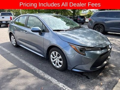 Used 2025 Toyota Corolla LE FWD image 1