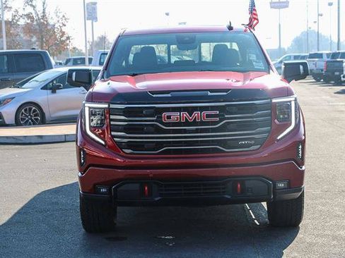 Used 2025 GMC Sierra 1500 AT4 w/ AT4 Premium Package image 6