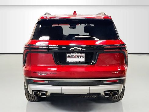 Used 2024 Chevrolet Traverse Z71 w/ Enhanced Driving Package AWD/4WD image 6