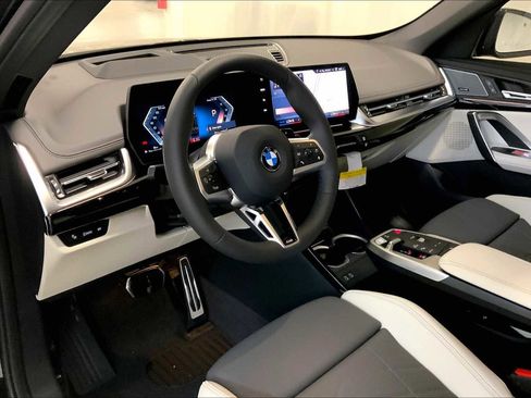 New 2026 BMW X1 xDrive28i w/ Technology Package image 8