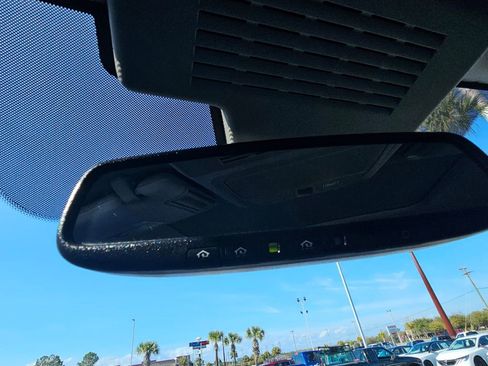 Used 2020 Nissan Armada SL w/ Premium Package image 27