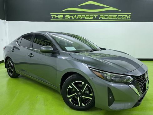 Used 2025 Nissan Sentra SV image 1
