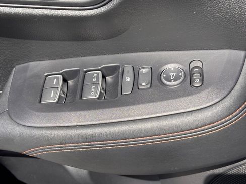 Certified 2024 Honda HR-V Sport image 21