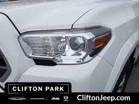 Used 2019 Toyota Tacoma SR5 image 7