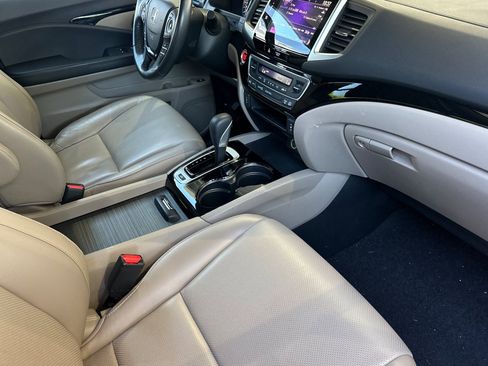 Used 2019 Honda Ridgeline RTL-E image 19