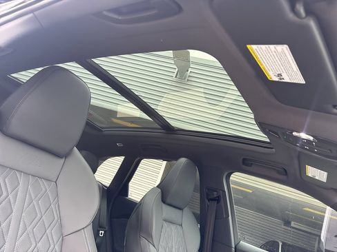 New 2026 Audi SQ5 Premium Plus AWD/4WD image 18