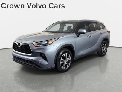 Used 2021 Toyota Highlander XLE