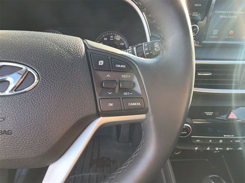 Used 2021 Hyundai Tucson Limited image 22