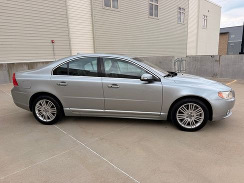Used 2008 Volvo S80 V8 AWD/4WD image 2