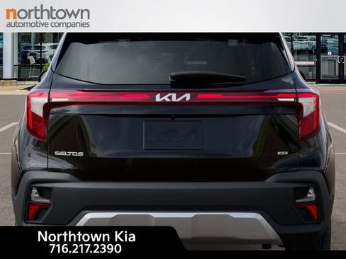 New 2026 Kia Seltos LX image 14