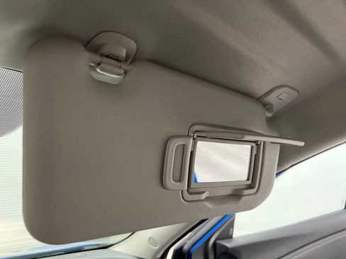 Used 2025 Nissan Sentra SV FWD image 65