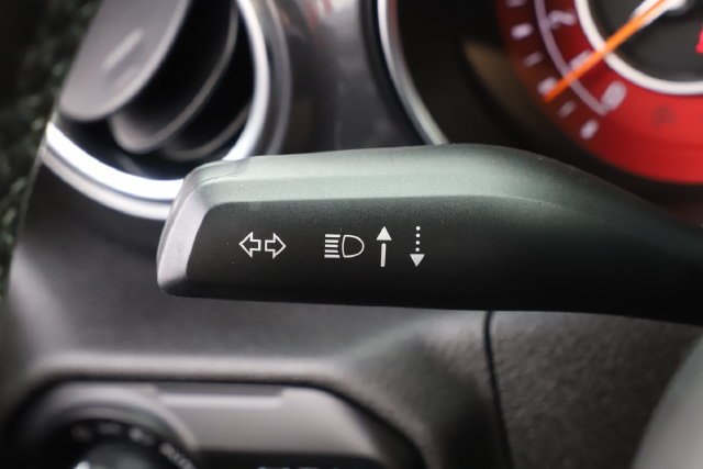 Used 2021 Jeep Wrangler Unlimited Sahara AWD/4WD image 35