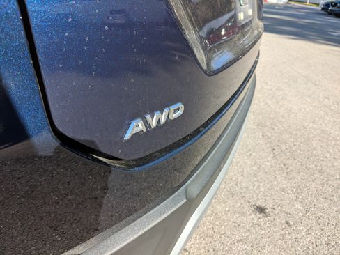 Used 2023 Honda Pilot EX-L image 25