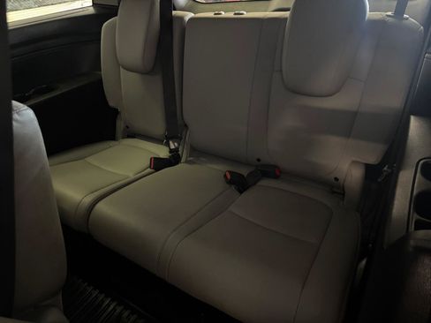 Used 2019 Honda Odyssey EX-L image 24