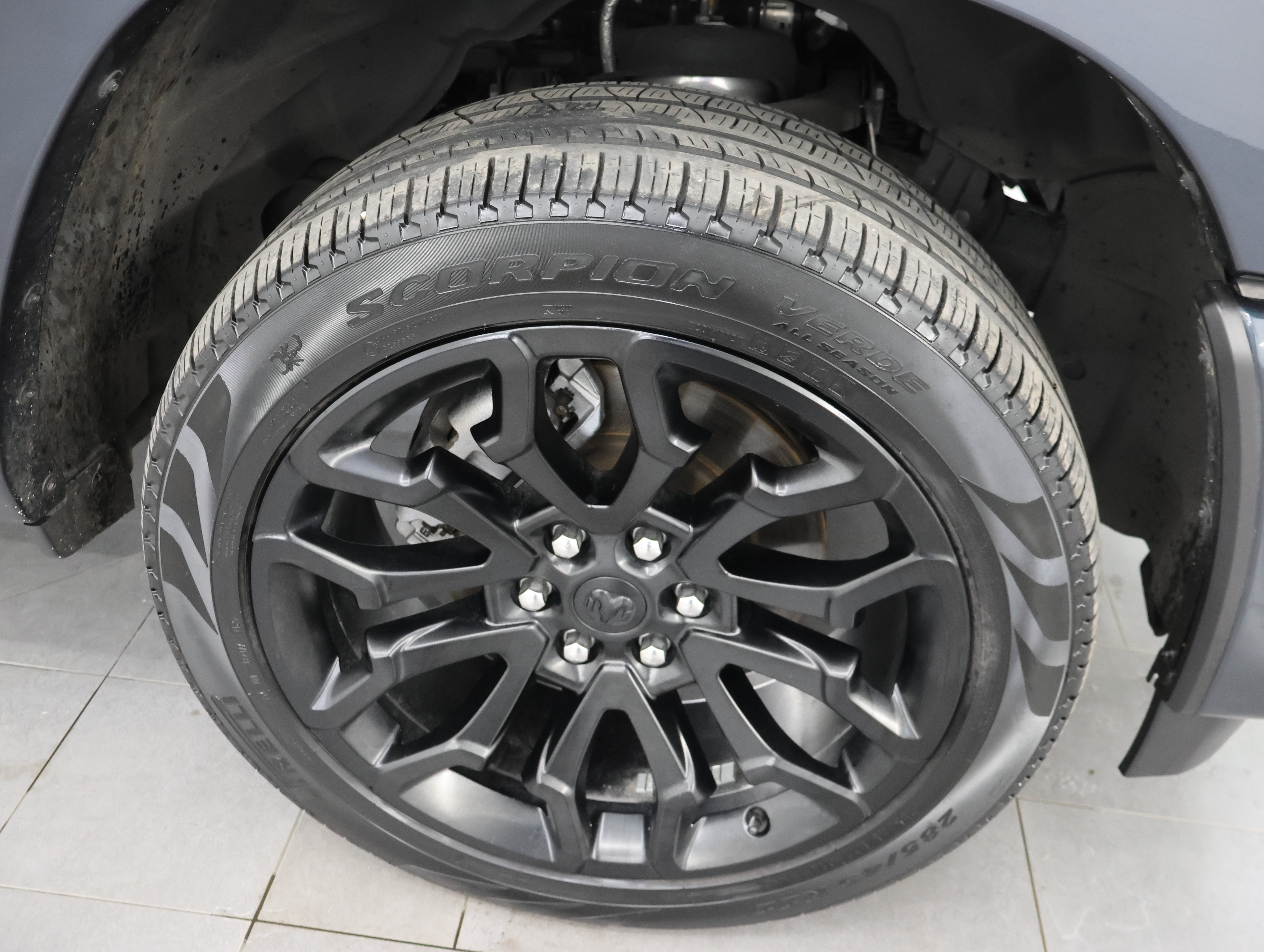 Used 2026 RAM 1500 Limited AWD/4WD image 3