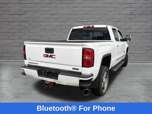 Used 2016 GMC Sierra 2500 SLT w/ All-Terrain HD Package AWD/4WD image 8