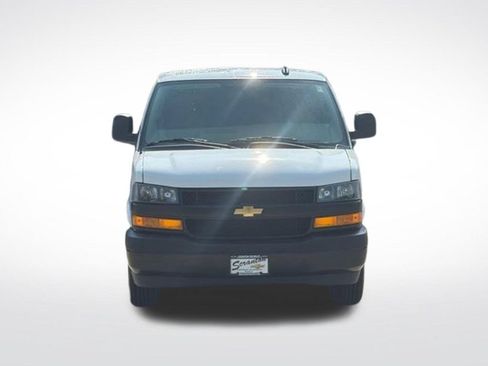 Certified 2025 Chevrolet Express 2500 RWD image 7