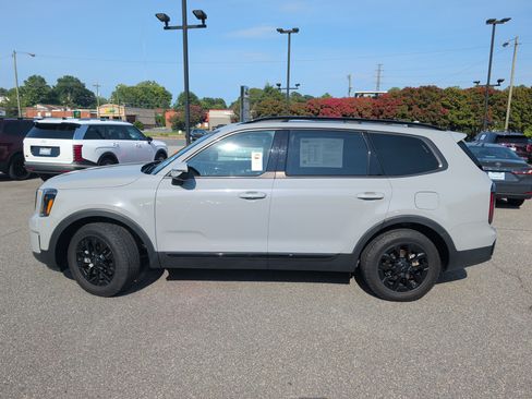 Used 2025 Kia Telluride SX Prestige X-Pro AWD/4WD image 6