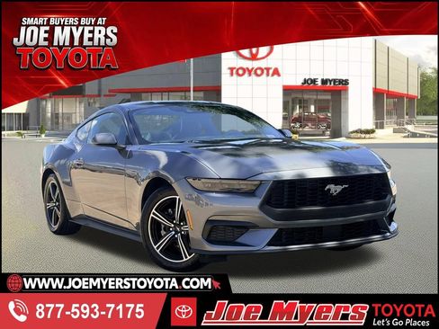 Used 2025 Ford Mustang Premium RWD image 1