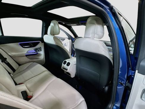 Certified 2025 Mercedes-Benz C 300 4MATIC Sedan image 32