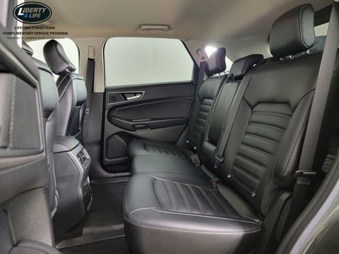 Used 2022 Ford Edge SEL w/ Convenience Package image 15