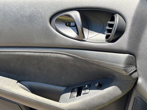 Used 2023 Nissan Z w/ Floor Mat Package (L93) RWD image 16